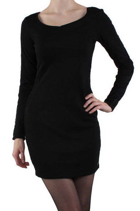 Zwarte jurk lange mouwen zwarte-jurk-lange-mouwen-40-2