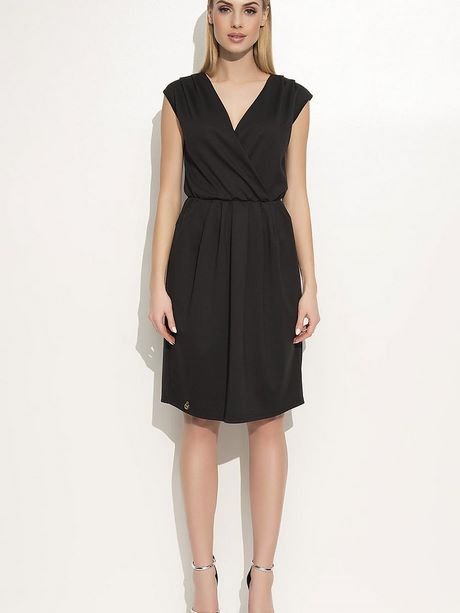 Zwarte jurk met korte mouwen zwarte-jurk-met-korte-mouwen-04_18