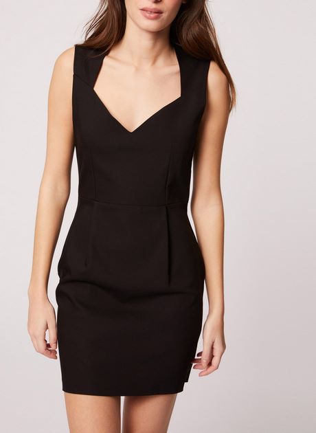 Nauwsluitende jurk zwart nauwsluitende-jurk-zwart-11