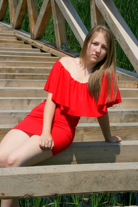 Rode jurk meisje rode-jurk-meisje-82_10