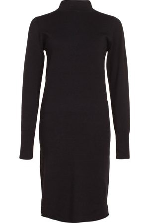 Strakke jurk zwart strakke-jurk-zwart-69