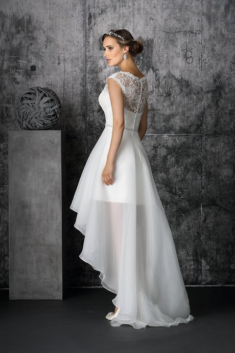 Korte jurk met lange achterkant korte-jurk-met-lange-achterkant-13_3