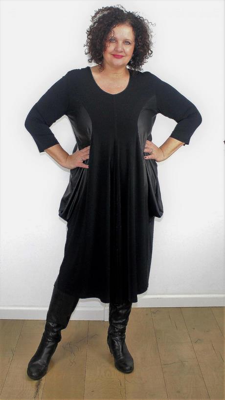 Zwart stoer jurkje zwart-stoer-jurkje-34_9