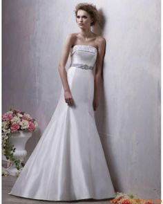 Eenvoudig trouwkleed eenvoudig-trouwkleed-10_16