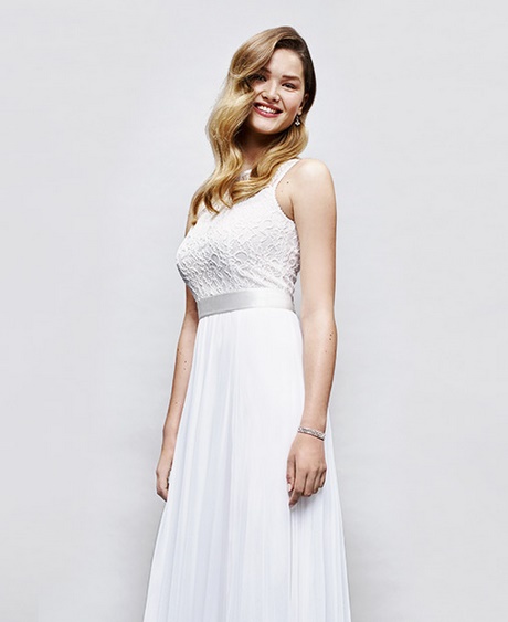 Eenvoudig trouwkleed eenvoudig-trouwkleed-10_19