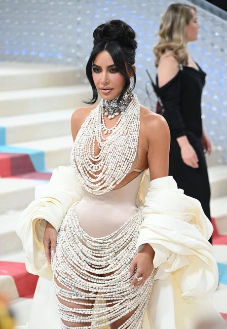 Kim kardashian Met gala 2023 kim-kardashian-met-gala-2023-64_11-4