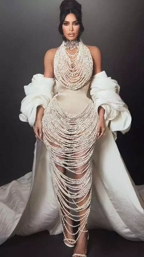 Kim kardashian met gala jurk 2023 kim-kardashian-met-gala-jurk-2023-51_11-6