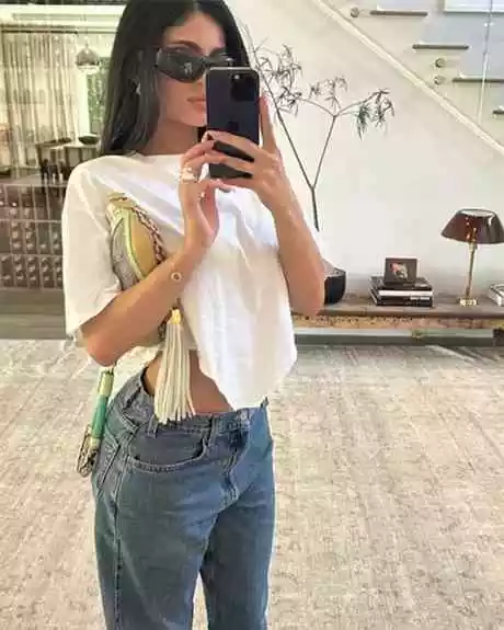 Kylie jenner casual outfits 2023 kylie-jenner-casual-outfits-2023-70_14-6