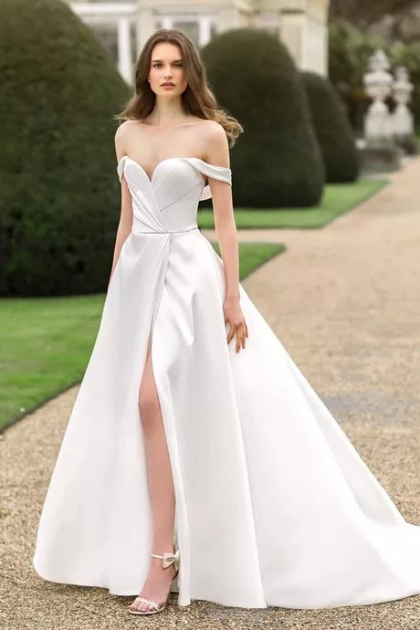Mooie jurken om te dragen naar een bruiloft 2023 mooie-jurken-om-te-dragen-naar-een-bruiloft-2023-96_5-11