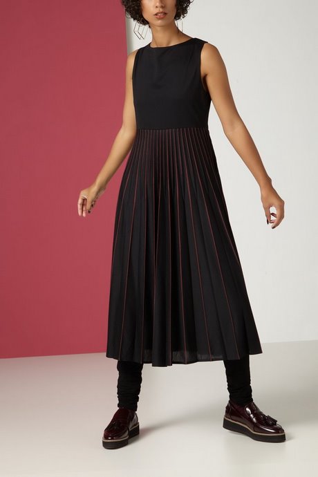 Plisse jurk zwart plisse-jurk-zwart-41