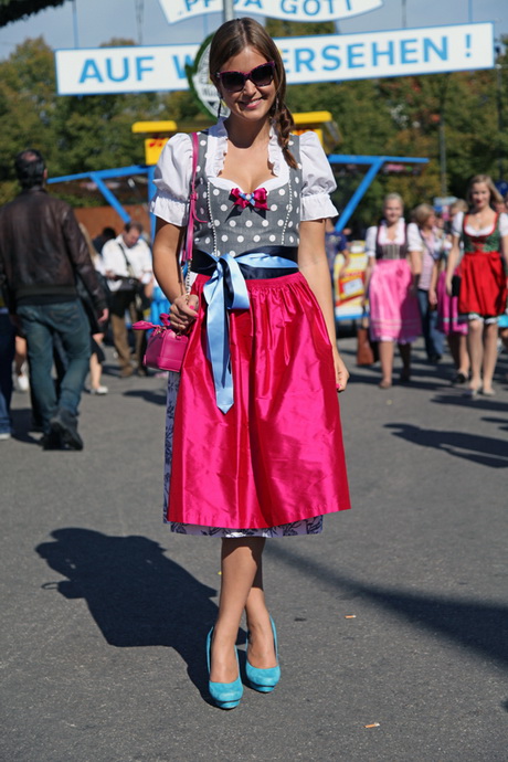 Dirndl outfit dirndl-outfit-40_10