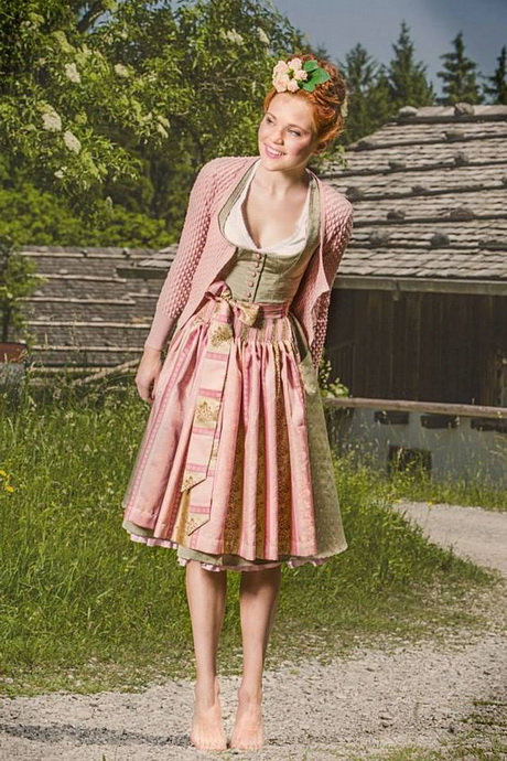 Dirndl outfit dirndl-outfit-40_18