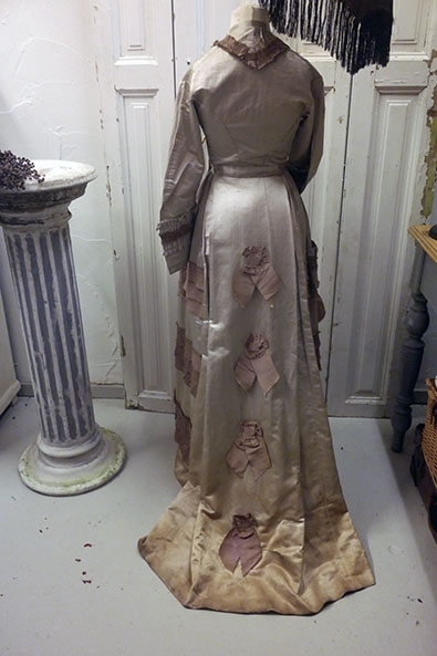 Antieke victoriaanse jurk antieke-victoriaanse-jurk-13_6
