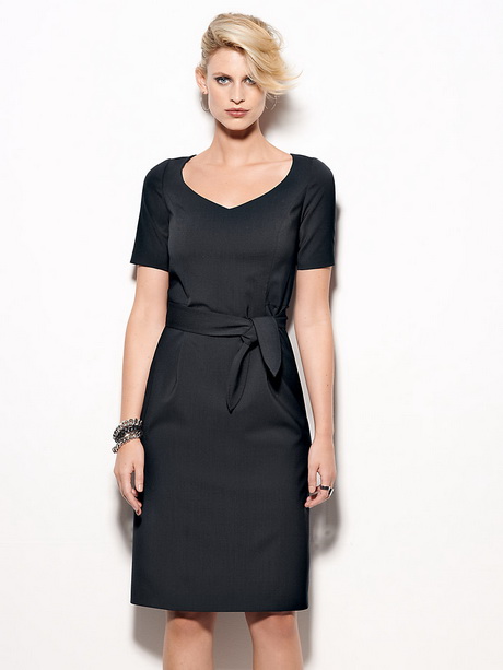 Zwarte jurk met korte mouw zwarte-jurk-met-korte-mouw-13_6