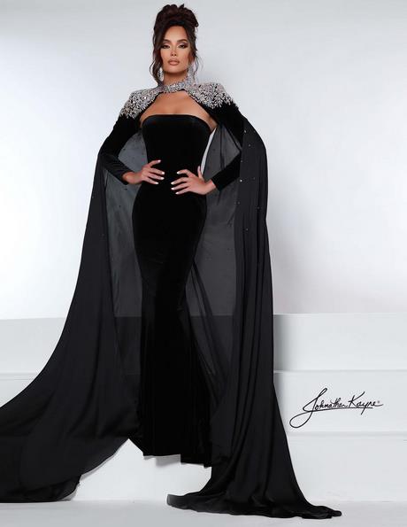 Zwarte jurken 2023 zwarte-jurken-2023-58_16