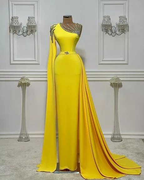 Gele prom dresses 2024 geel-prom-dresses-2024-88_13-5