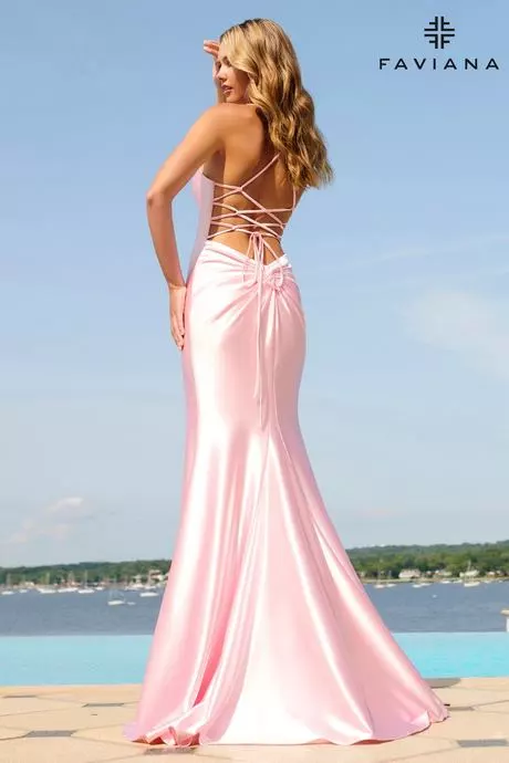 Rood getailleerde prom dresses 2024 rode-prom-dresses-2024-03_7-17