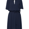 Navy kleur jurk