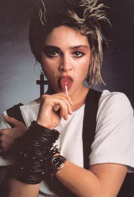 Madonna kleding madonna-kleding-02-17