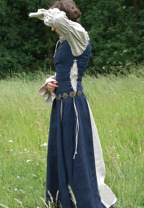 Middeleeuwse jurk middeleeuwse-jurk-07-8