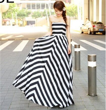Zwart wit gestreepte lange jurk zwart-wit-gestreepte-lange-jurk-71_16