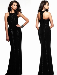 Zwarte jurk met split zwarte-jurk-met-split-09_9