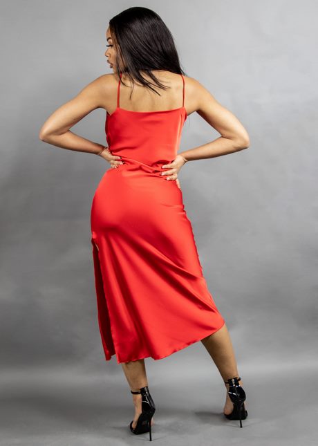 Satijnen rode jurk satijnen-rode-jurk-83_10
