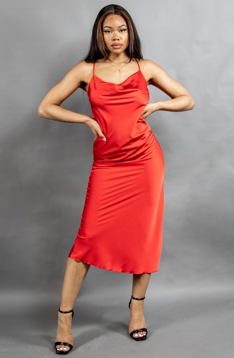 Satijnen rode jurk satijnen-rode-jurk-83_11