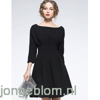 Zwarte jurk met driekwart mouw zwarte-jurk-met-driekwart-mouw-18_11