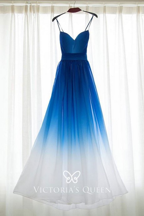 Blauwe en witte jurken blauwe-en-witte-jurken-39