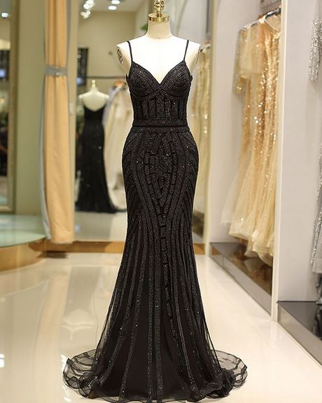 Zwarte jurk met kralen zwarte-jurk-met-kralen-14_6
