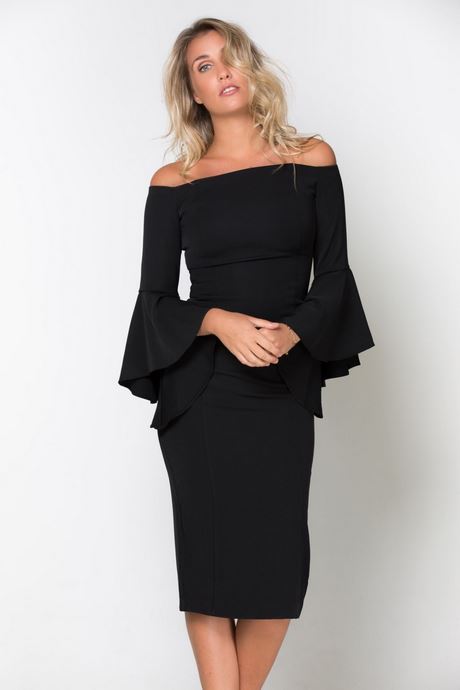 Zwarte jurk met wijde rok zwarte-jurk-met-wijde-rok-63