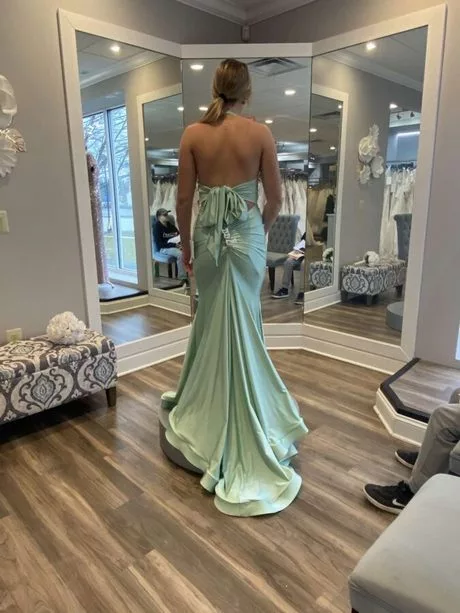 2023 prom trends 2023-prom-trends-49-2