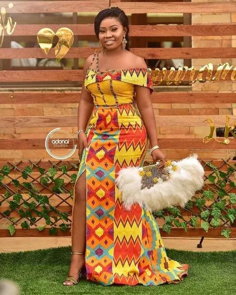 Afrikaanse lange jurken ontwerpen 2023 afrikaanse-lange-jurken-ontwerpen-2023-37_11-3