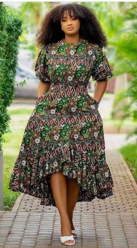 Afrikaanse lange jurken ontwerpen 2023 afrikaanse-lange-jurken-ontwerpen-2023-37_14-6