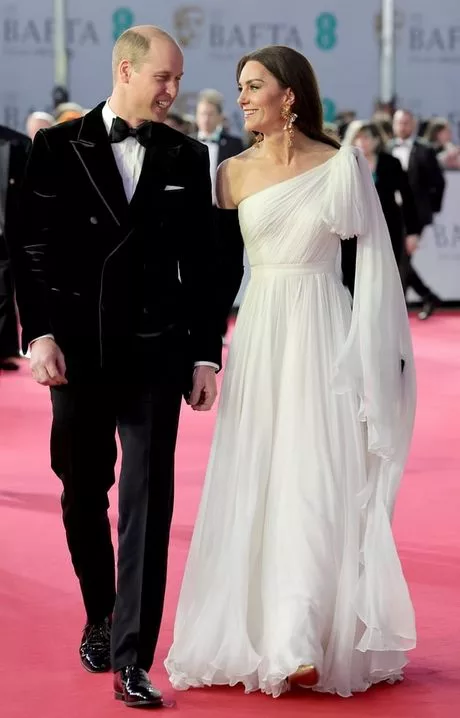 BAFTA jurken 2023 bafta-jurken-2023-05_4-12