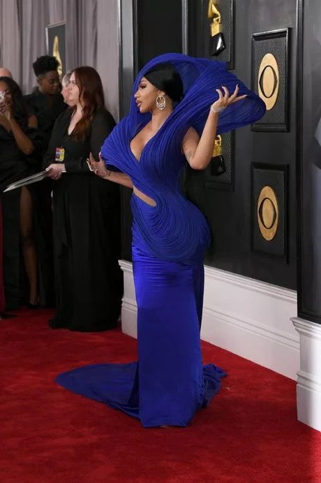 Cardi B outfit Grammy ' s 2023 cardi-b-outfit-grammy-s-2023-03_6-14