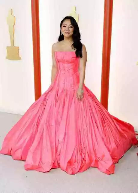 De Oscars 2023 jurken de-oscars-2023-jurken-10_9-16