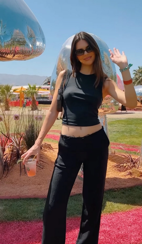Kylie jenner coachella outfit 2023 kylie-jenner-coachella-outfit-2023-54-2