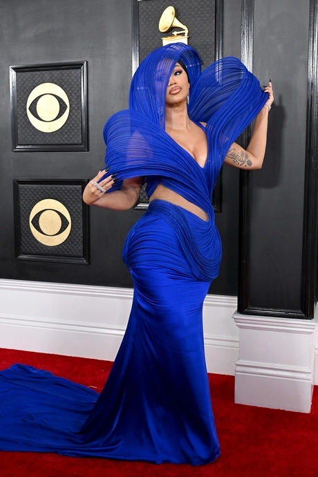 Lady gaga Grammy ' s 2023 jurk lady-gaga-grammy-s-2023-jurk-35-1