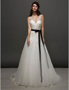 Modern trouwkleed modern-trouwkleed-42_9