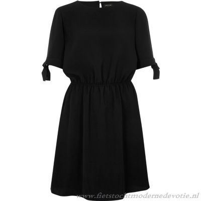 Zwarte jurk met strik zwarte-jurk-met-strik-11_13