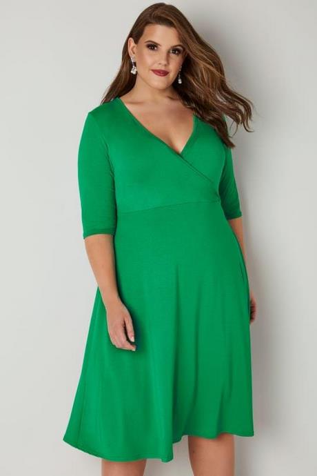 Groene jurk met stippen groene-jurk-met-stippen-84_10