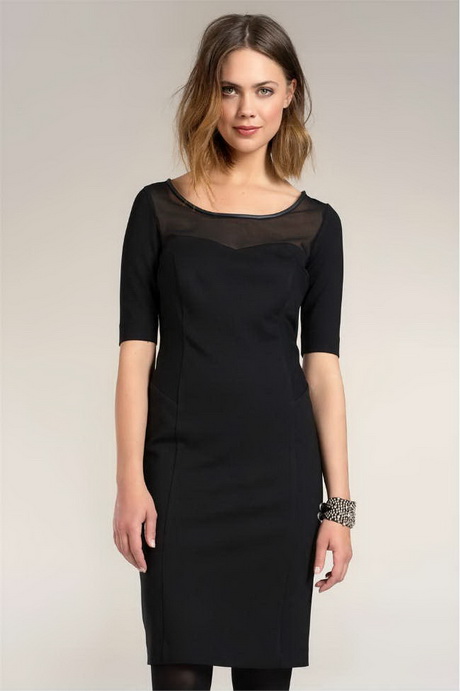Zwarte jurk met korte mouw zwarte-jurk-met-korte-mouw-13_17
