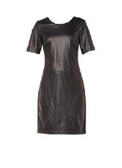 Zwarte jurk met leer zwarte-jurk-met-leer-17_4