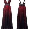 Rode en zwarte jurken